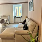 Casa Eliana Luna مييْنا