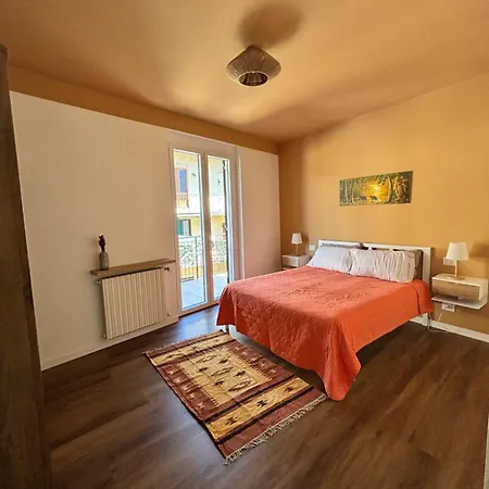 Casa Eliana Luna Apartman *