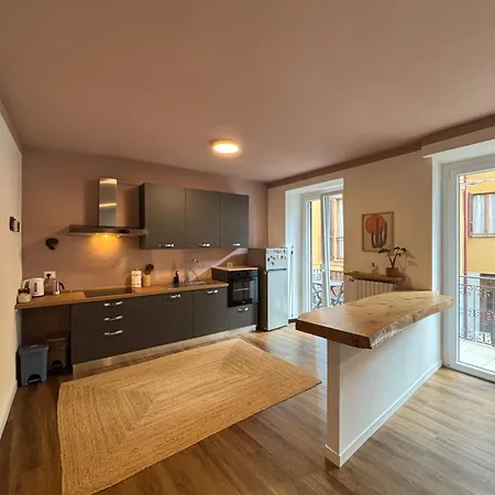 Apartment Casa Eliana Luna Meina